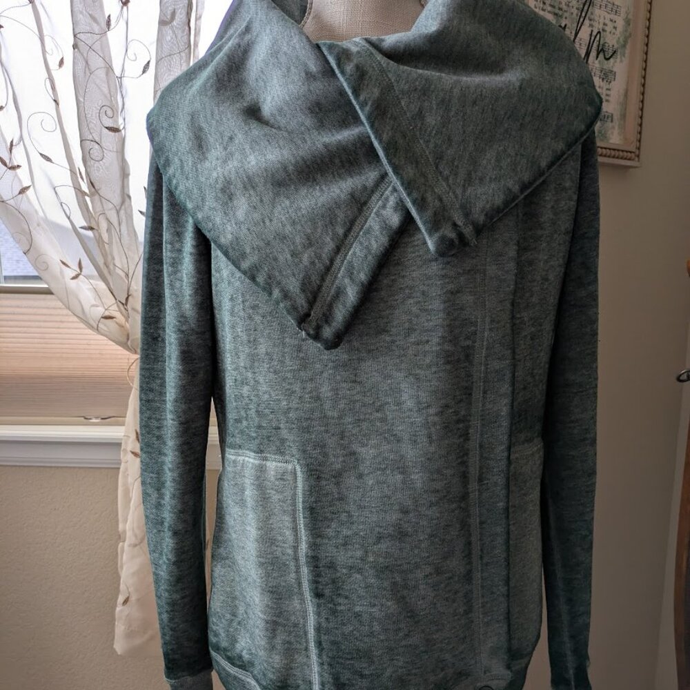 Grace & Lace green fleece wrap up snap sweatshirt